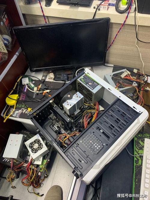 客户修电脑不想付钱，不按套路出牌的卑鄙手段